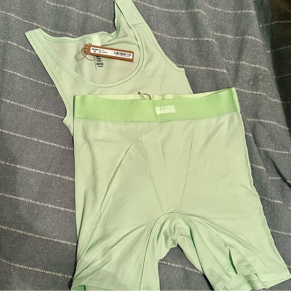 SKIMS Soft Lounge Tank & Boxer set in Honeydew